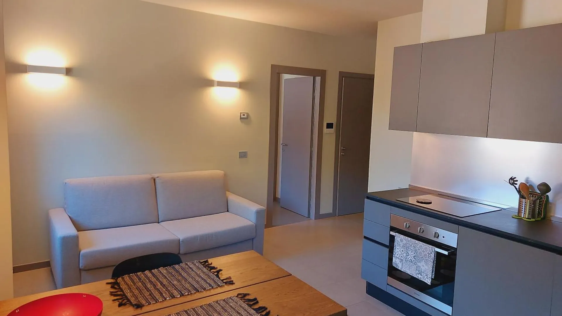 Hotel apartamentowy The 6 Apartments S Rimini